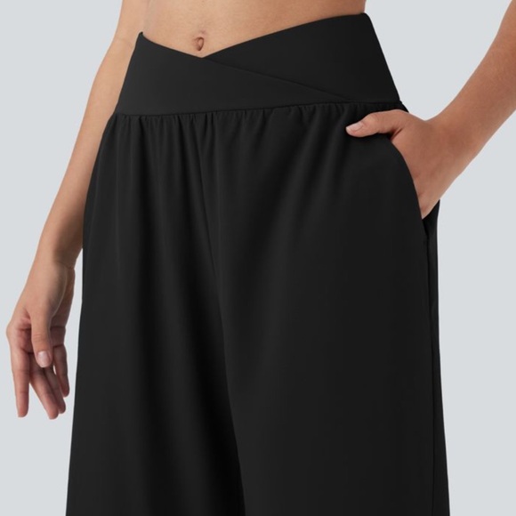Breezeful™ High Waisted Crossover Side Pocket Split Quick Dry Capri Resort Pants - Picture 6 of 14